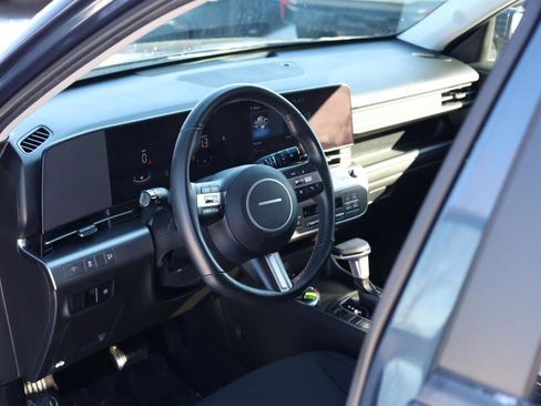 Used 2025 Hyundai Kona SEL image 6