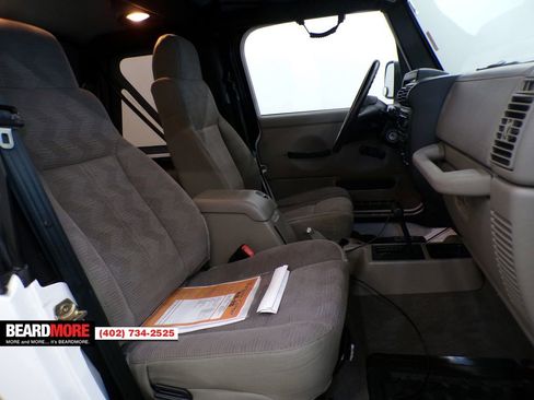 Used 2004 Jeep Wrangler X w/ Convenience Group image 16