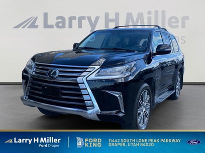 Used 2017 Lexus LX 570 4WD w/ Luxury Package