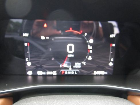 Used 2023 GMC Canyon AT4 w/ AT4 Premium Package AWD/4WD image 13