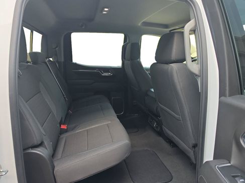 Used 2024 GMC Sierra 1500 SLE w/ Preferred Package AWD/4WD image 24
