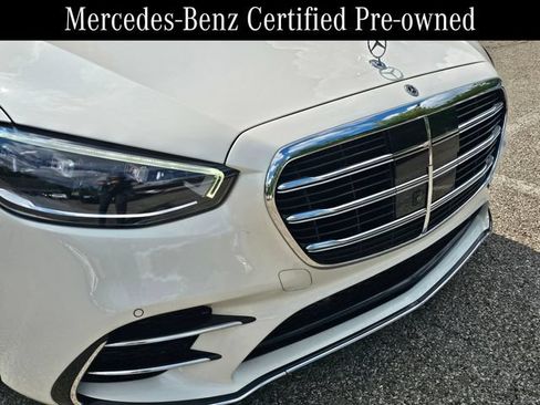 Used 2022 Mercedes-Benz S 580 4MATIC Sedan image 2