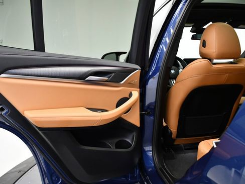 Used 2022 BMW X3 M40i w/ Premium Package image 39
