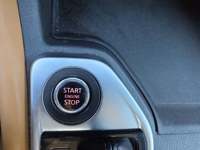 Used 2022 Nissan Sentra SV w/ SV Premium Package FWD image 28