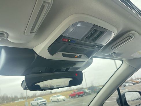 Used 2024 Subaru Crosstrek 2.5i Limited image 28