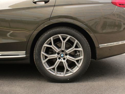 Used 2020 BMW X7 xDrive40i w/ Premium Package image 10