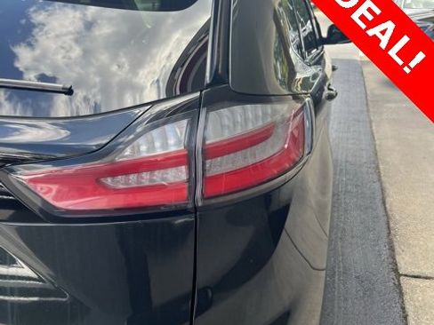 Used 2024 Ford Edge SEL image 6