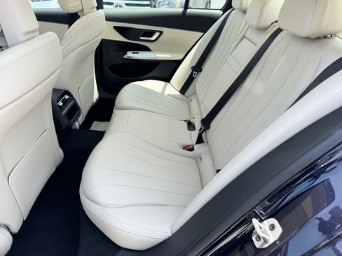 New 2025 Mercedes-Benz E 450 4MATIC Sedan image 31