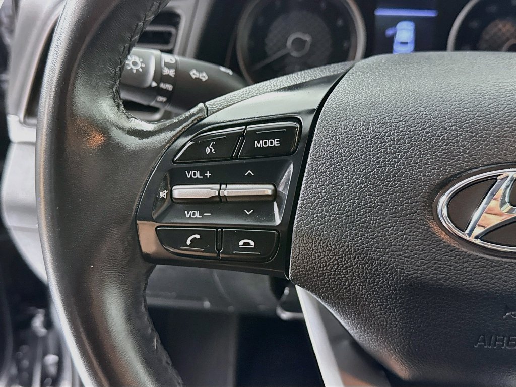 Used 2020 Hyundai Elantra Value Edition w/ Cargo Package (C1) FWD image 11
