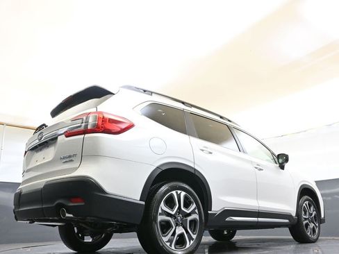 New 2025 Subaru Ascent Limited image 33