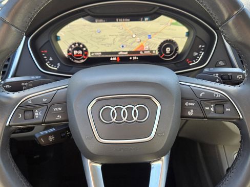 Used 2020 Audi Q5 Premium Plus image 29