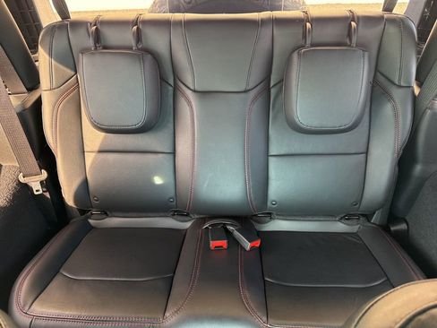 Used 2020 Jeep Wrangler Rubicon w/ LED Lighting Group image 16