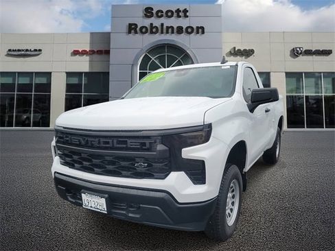 Used 2026 Chevrolet Silverado 1500 W/T w/ Trailering Package image 2