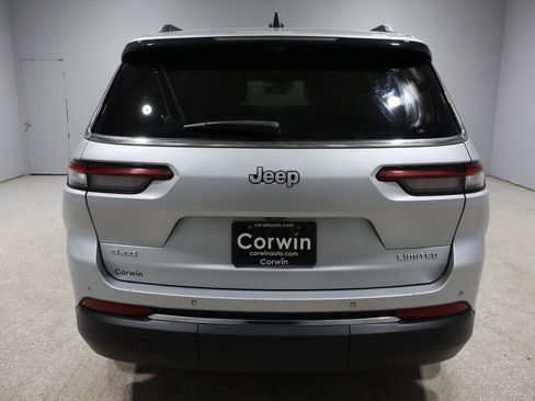 Used 2024 Jeep Grand Cherokee L Limited w/ Luxury Tech Group II image 3