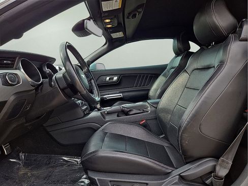 Used 2023 Ford Mustang Premium image 17