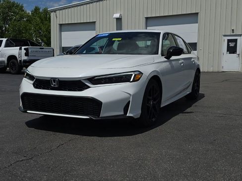 Used 2026 Honda Civic Sport image 3
