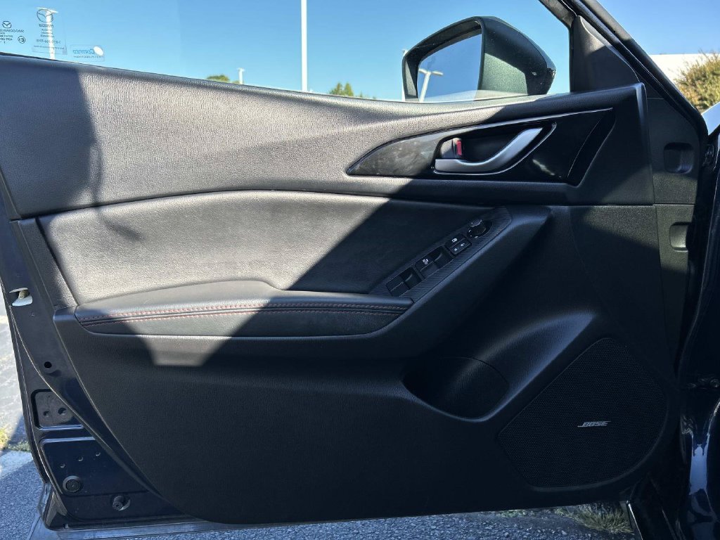 Used 2016 MAZDA MAZDA3 i Grand Touring FWD image 17