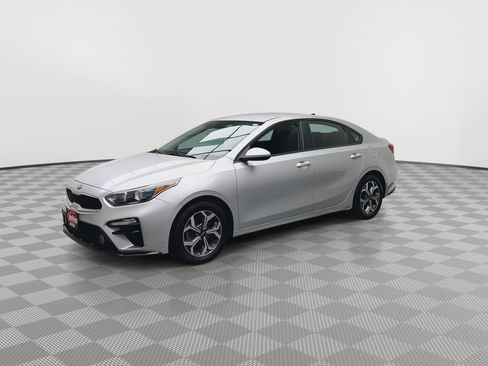 Used 2019 Kia Forte LXS FWD image 25