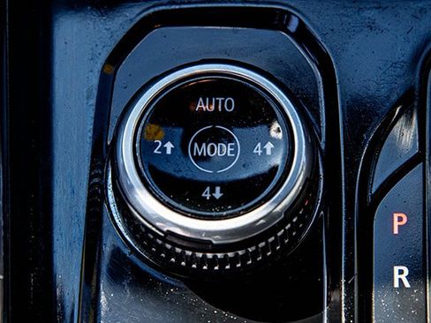 Used 2023 GMC Canyon AT4 w/ AT4 Premium Package image 23