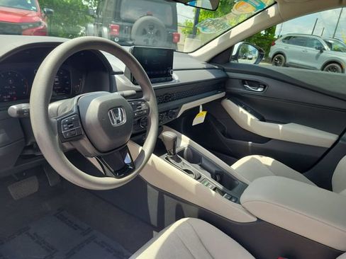 Certified 2025 Honda Accord LX image 12