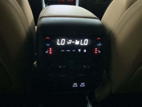 Used 2024 Jeep Grand Cherokee L Summit w/ High Altitude Package AWD/4WD image 24