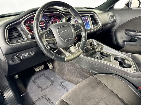 Used 2019 Dodge Challenger SRT Hellcat w/ Laguna Leather Package image 10