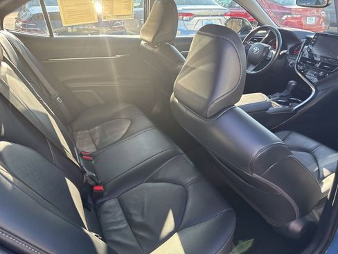 Used 2023 Toyota Camry XSE image 10