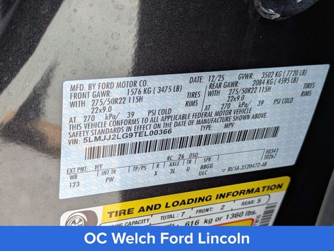 Certified 2026 Lincoln Navigator Reserve AWD/4WD image 17