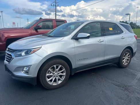 Used 2020 Chevrolet Equinox LT AWD/4WD image 2