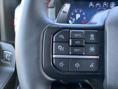 Used 2026 Ford F150 Raptor AWD/4WD image 19