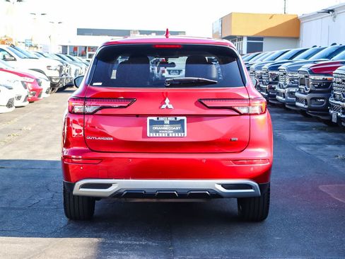 Used 2024 Mitsubishi Outlander SE AWD/4WD image 5