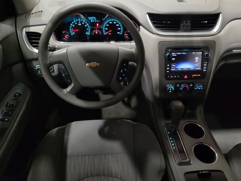 Used 2014 Chevrolet Traverse LS FWD image 22