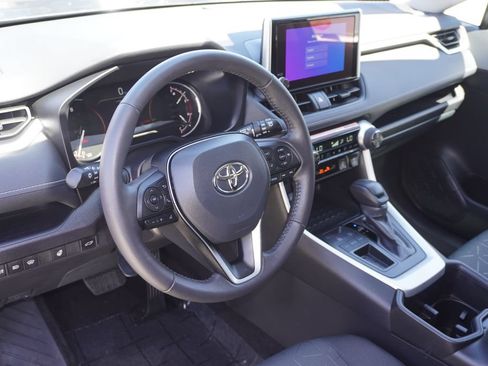 Certified 2025 Toyota RAV4 XLE w/ Convenience Package FWD image 13