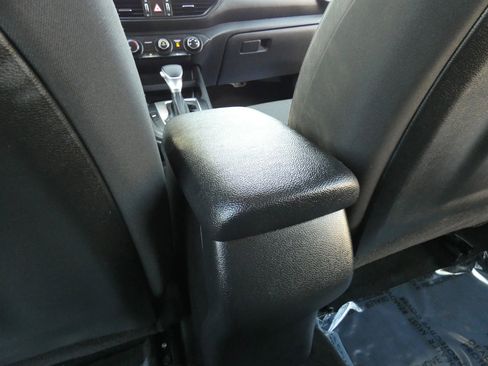 Used 2023 Kia Forte LXS image 47