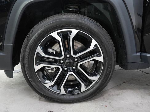 Used 2023 Jeep Compass Limited AWD/4WD image 29