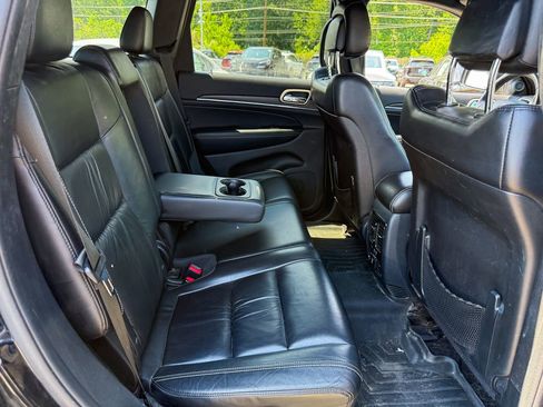 Used 2016 Jeep Grand Cherokee Limited AWD/4WD image 17