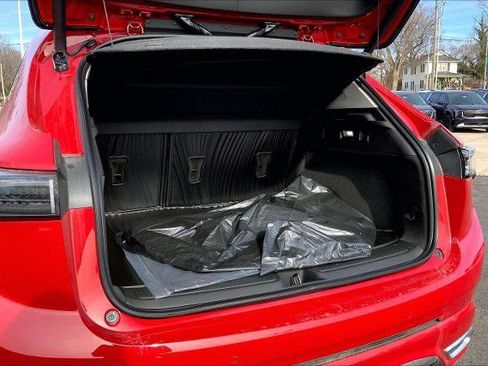 New 2026 Buick Envision Avenir image 3