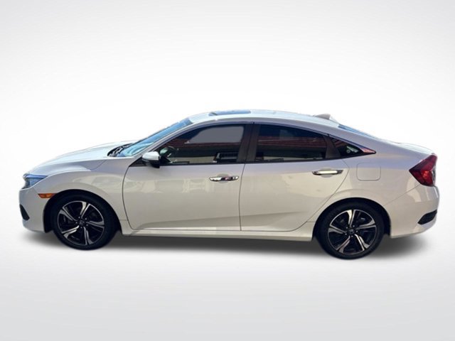 Used 2016 Honda Civic Touring image 4
