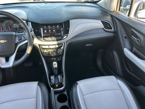 Used 2020 Chevrolet Trax Premier image 13