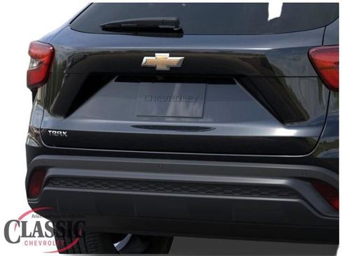 New 2026 Chevrolet Trax LS FWD image 16