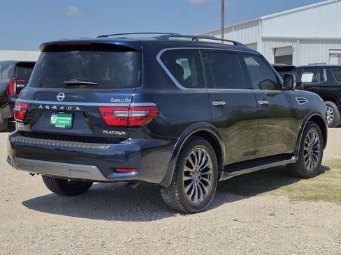 Used 2023 Nissan Armada Platinum w/ Captain's Chairs Package RWD image 7