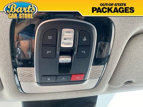 Used 2022 Hyundai Palisade Limited AWD/4WD image 38