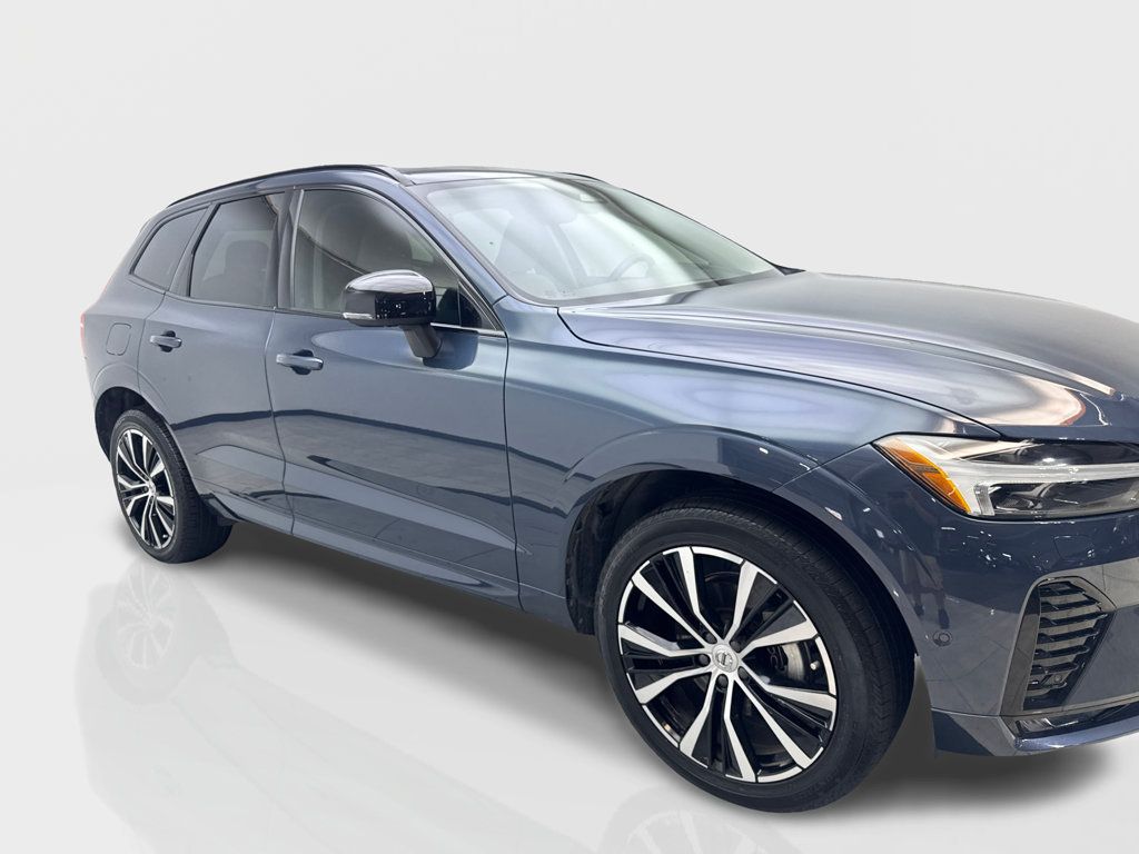 Used 2024 Volvo XC60 B5 Plus w/ Protection Package Premier AWD/4WD image 13