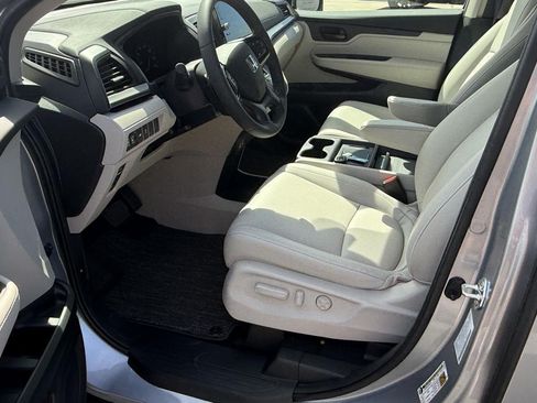 Certified 2026 Honda Odyssey EX-L image 18