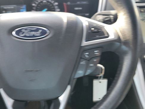 Used 2016 Ford Fusion SE FWD image 17