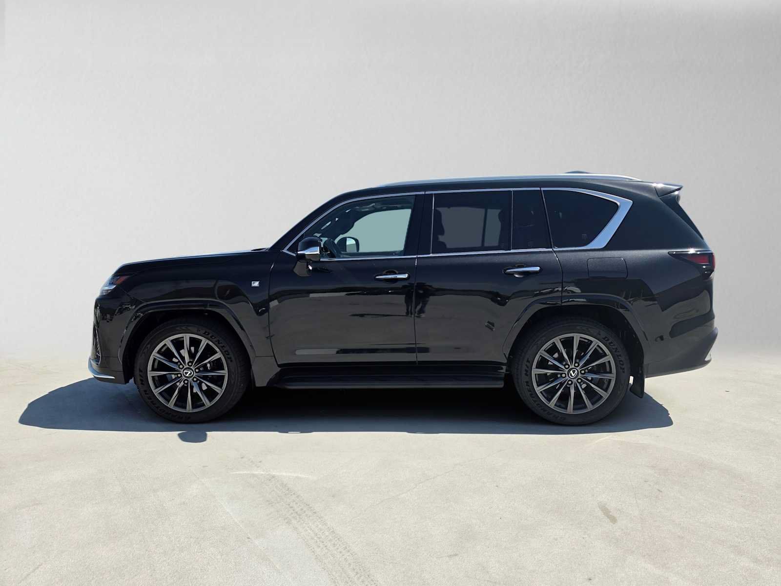 Used 2026 Lexus LX 600 F Sport AWD/4WD image 6
