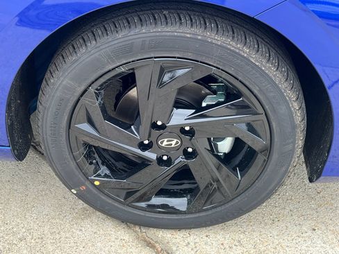 Certified 2026 Hyundai Elantra Sport FWD image 12