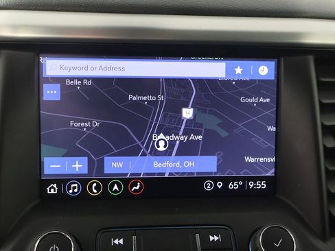 Used 2023 GMC Acadia SLT image 47