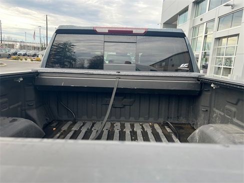 Used 2019 Chevrolet Silverado 1500 LTZ image 17