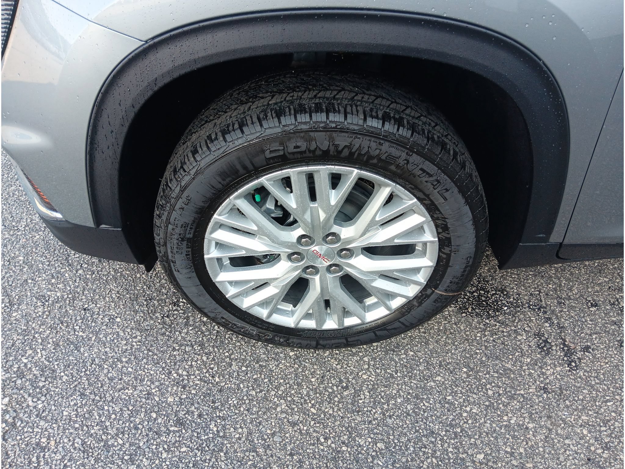 New 2026 GMC Acadia Elevation w/ Elevation Premium Package FWD image 2